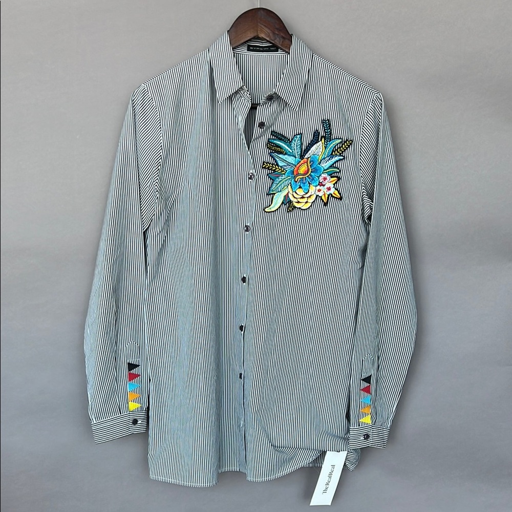 Etro Black and White Casual Button Down Shirt with Embroidery Condition …